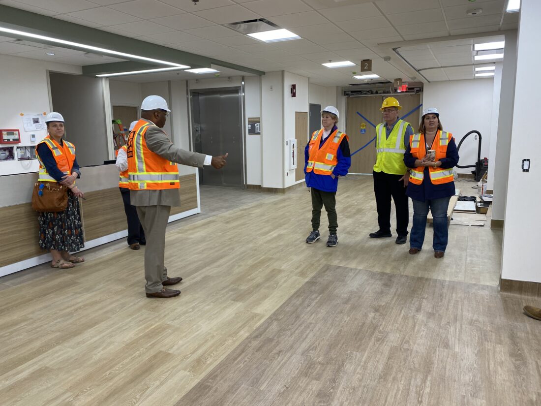 THS 1SpBl Intell St. C Tour Pic (51525)