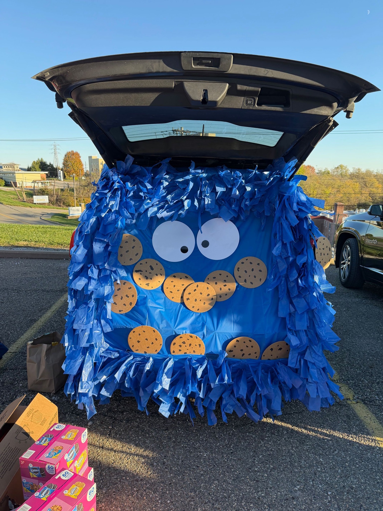 THS 1SpBl Trunk-Treat Pic #6 (103125)
